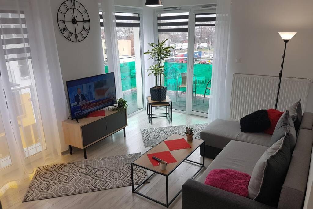 Komfortowy Nowoczesny Apartament Kustronia Z Garazem Balkonem Wanna Bílsko-Bělá Exteriér fotografie